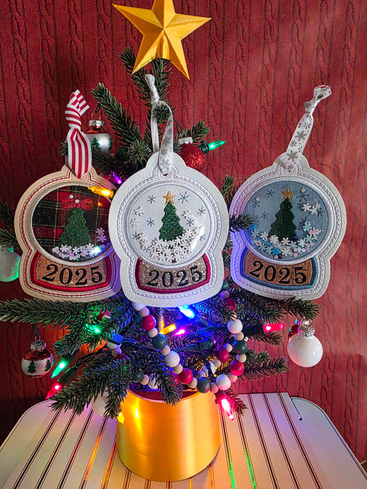 🎄 2025 Embroidered Snow Globe Shaker Ornaments – Handmade